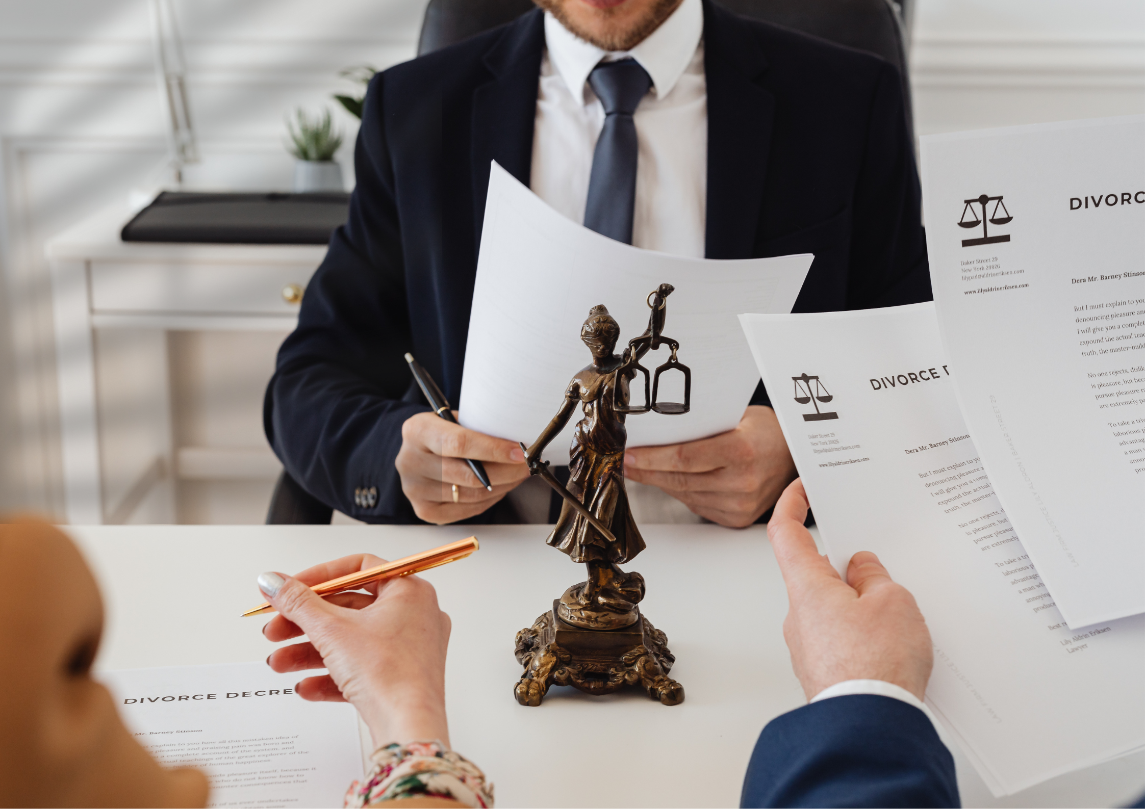 Poți cere pensie de întreținere la fostul soț după divorț? Cum te poate ajuta un avocat în dreptul familiei